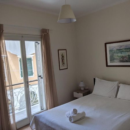 Central Apartment Corfu Town מראה חיצוני תמונה